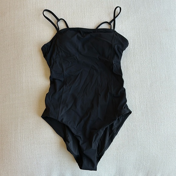 Vuori Dune One-Piece Swimsuit In Black - Picture 6 of 15